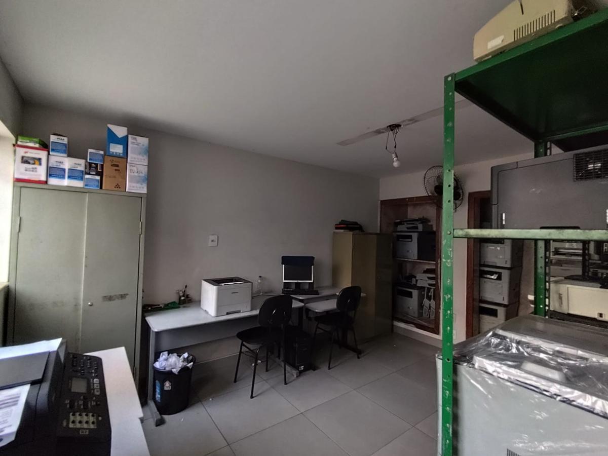 Casa Comercial, Carlos Prates, 3 Quartos, 4 Vagas