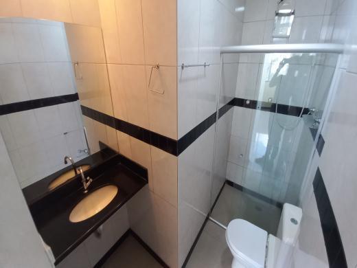 Apartamento, Centro, 2 Quartos, 0 Vaga, 1 Suíte