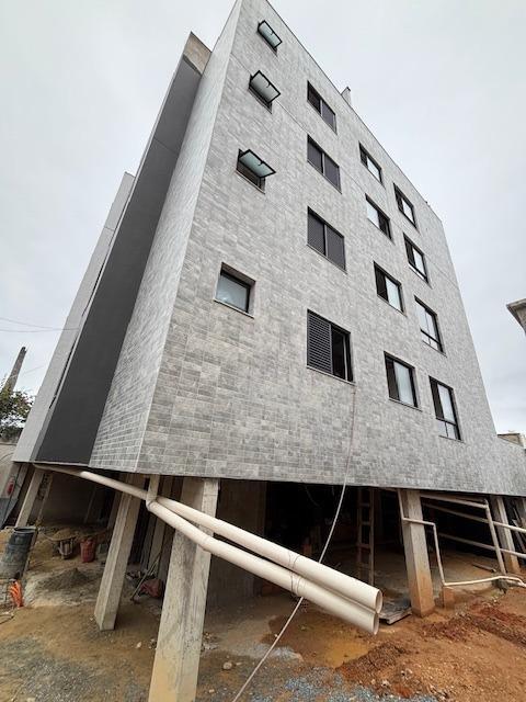 Apartamento, Sagrada Família, 1 Quarto, 1 Vaga