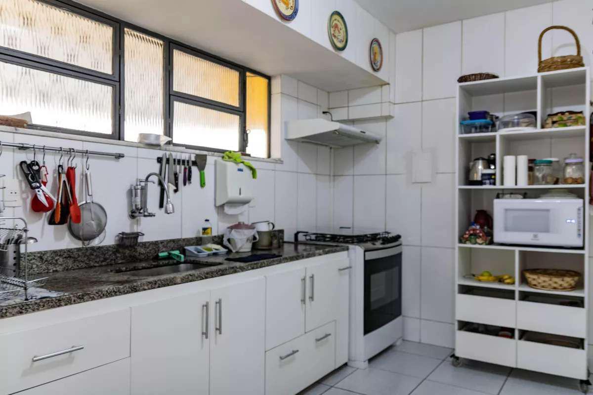 Apartamento, Coração de Jesus, 3 Quartos, 2 Vagas, 1 Suíte