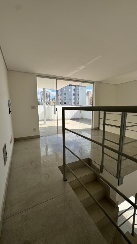 Cobertura, São Pedro, 2 Quartos, 2 Vagas, 1 Suíte