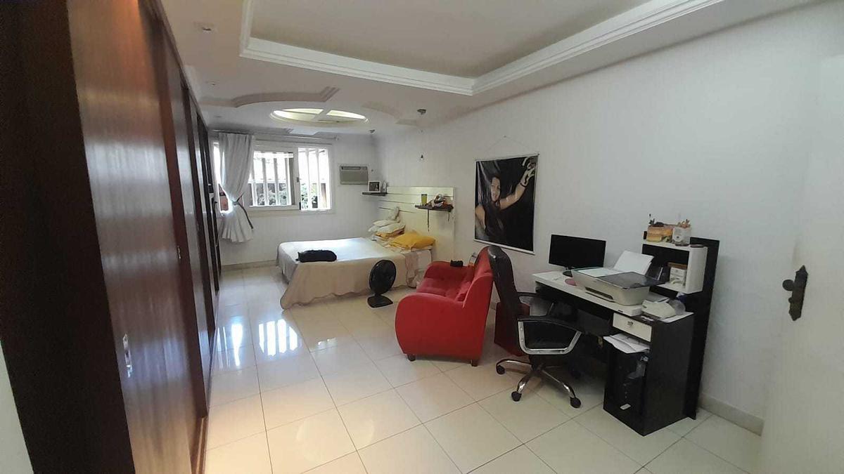 Casa, Palmeiras, 3 Quartos, 8 Vagas, 2 Suítes