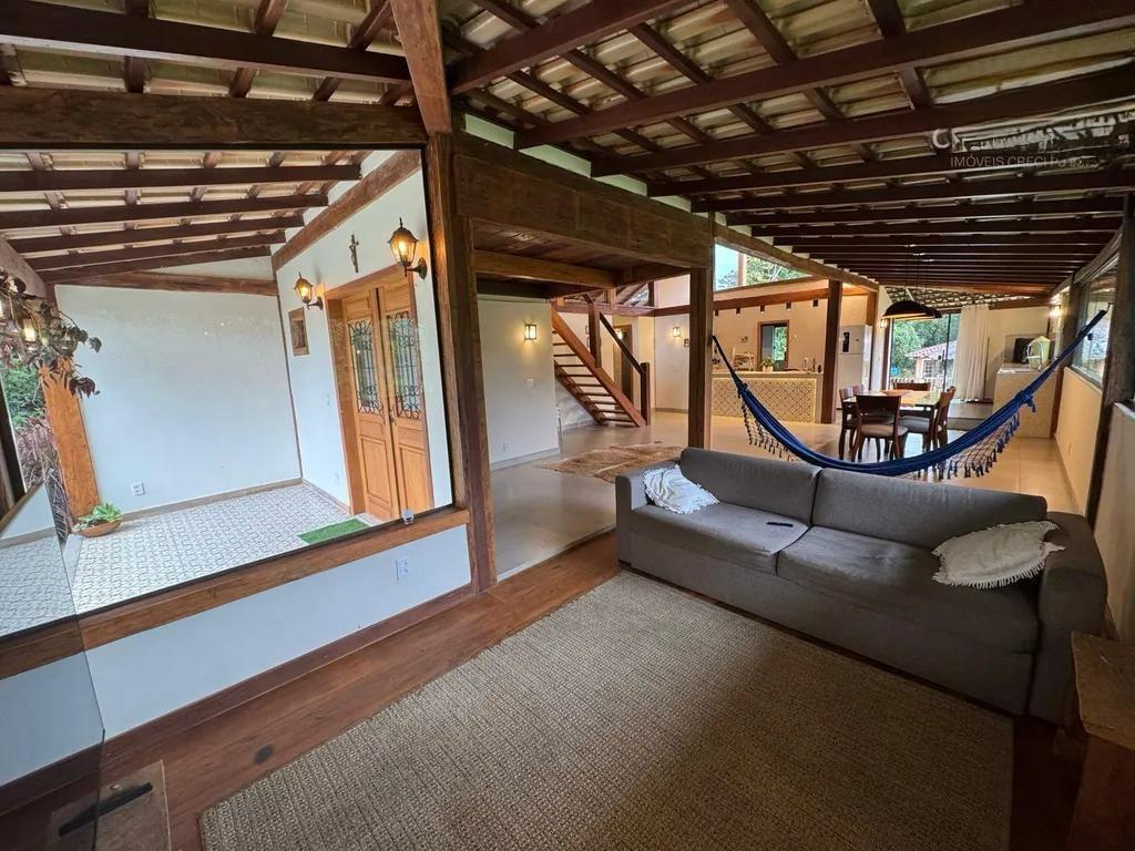 Casa, São Sebastião das Águas Claras, 4 Quartos, 3 Vagas, 1 Suíte