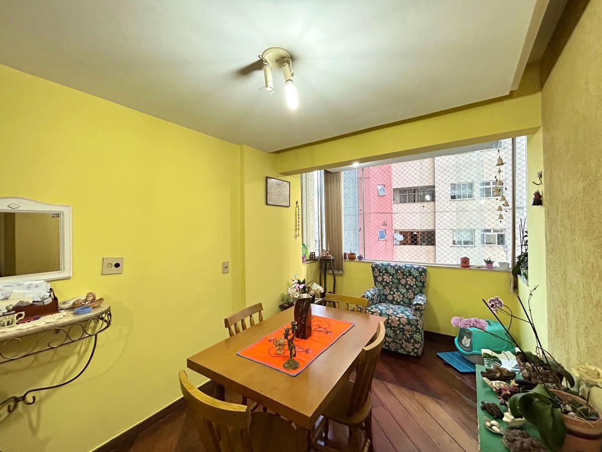 Apartamento, Sagrada Família, 4 Quartos, 2 Vagas, 1 Suíte