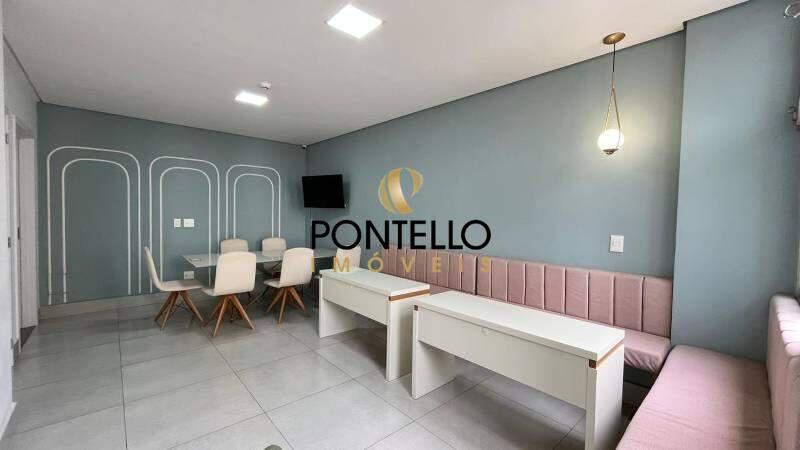 Cobertura, Centro, 2 Quartos, 0 Vaga, 4 Suítes