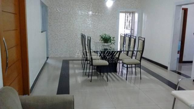 Casa, Camargos, 5 Quartos, 0 Vaga, 3 Suítes