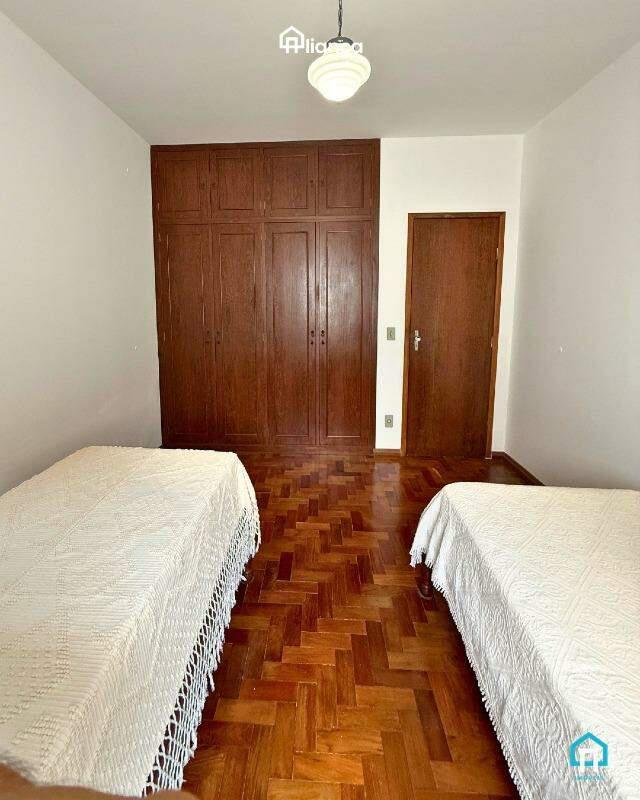 Casa, Centro, 3 Quartos, 1 Vaga, 1 Suíte