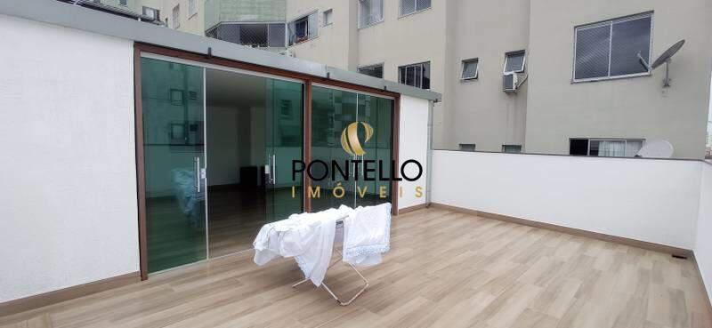 Casa, Colégio Batista, 2 Quartos, 2 Vagas, 1 Suíte