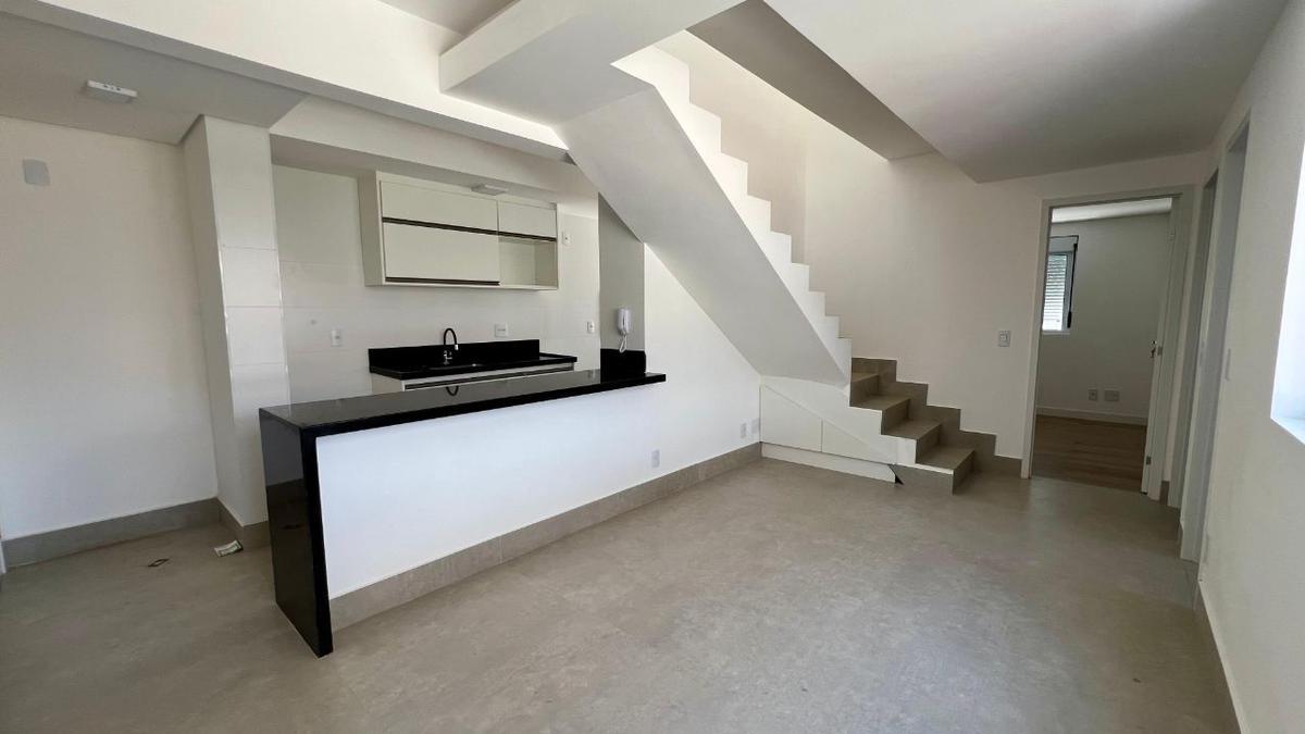 Cobertura, Santa Efigênia, 2 Quartos, 2 Vagas, 1 Suíte