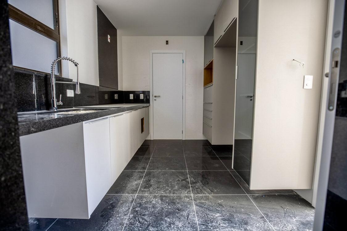 Apartamento, Lourdes, 4 Quartos, 4 Vagas, 2 Suítes