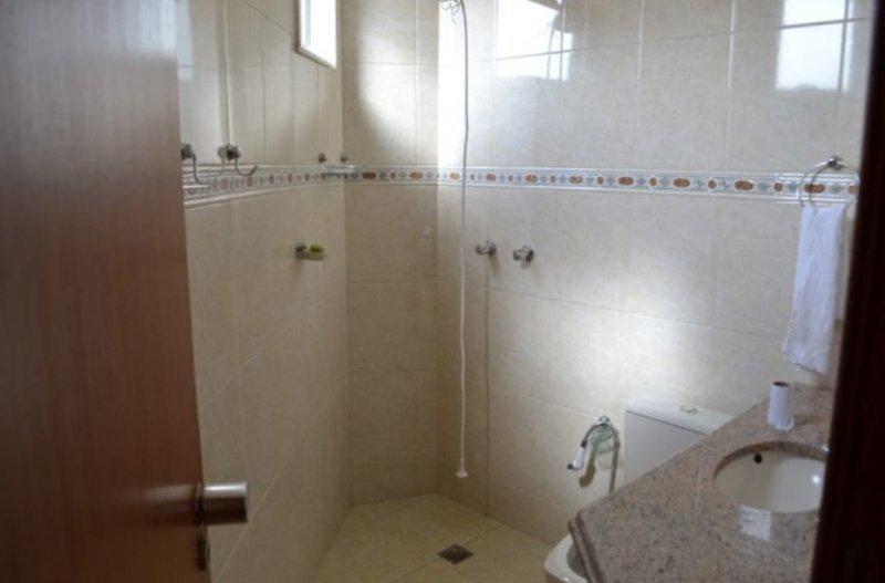 Casa, Santa Maria, 2 Quartos, 3 Vagas, 1 Suíte