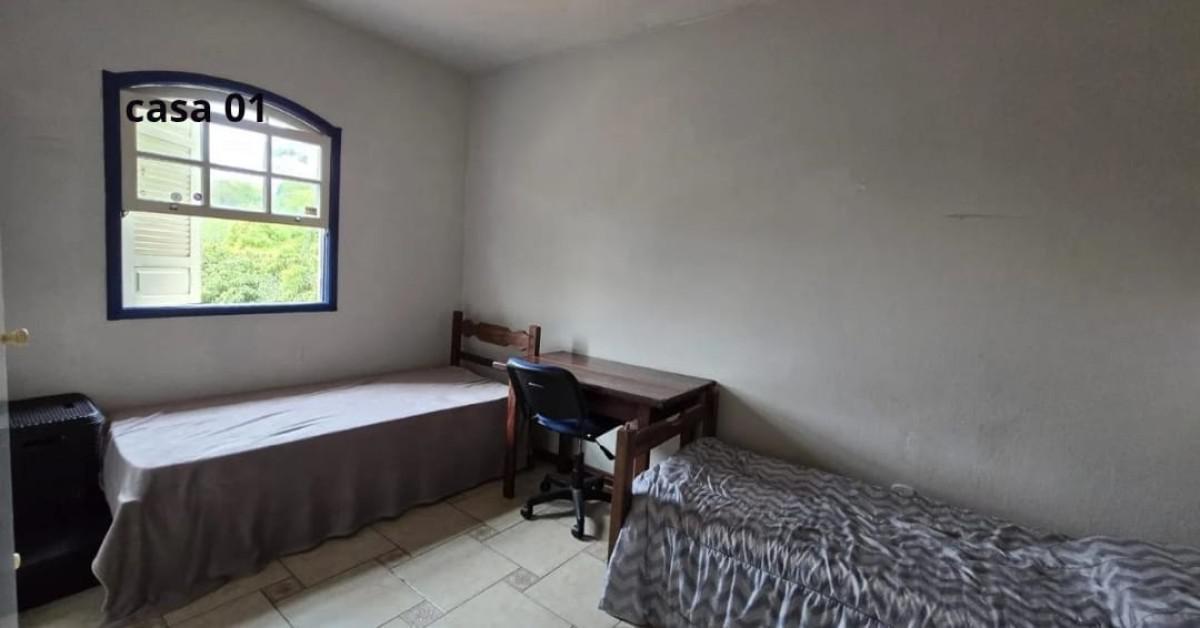 Casa, Centro, 13 Quartos, 0 Vaga, 1 Suíte