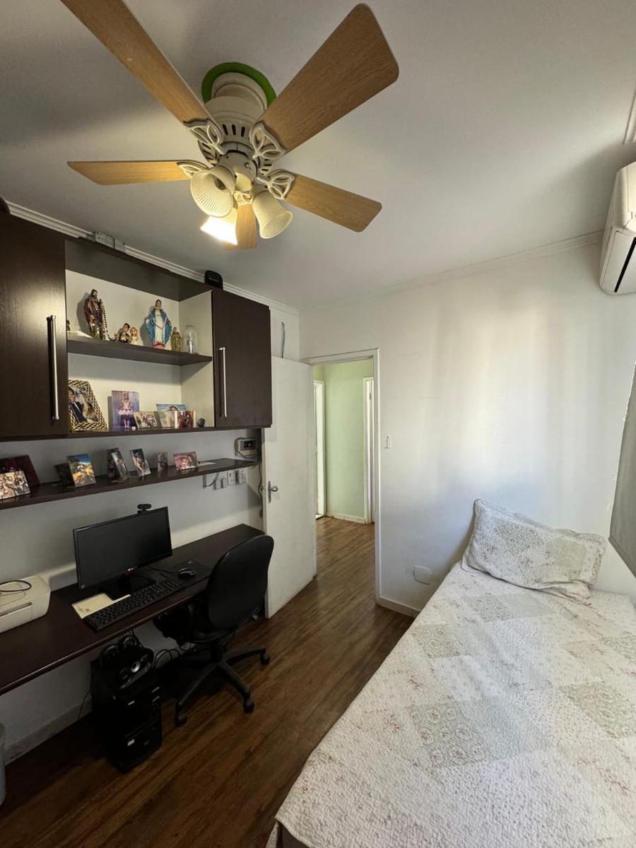 Casa, Castelo, 3 Quartos, 2 Vagas, 1 Suíte