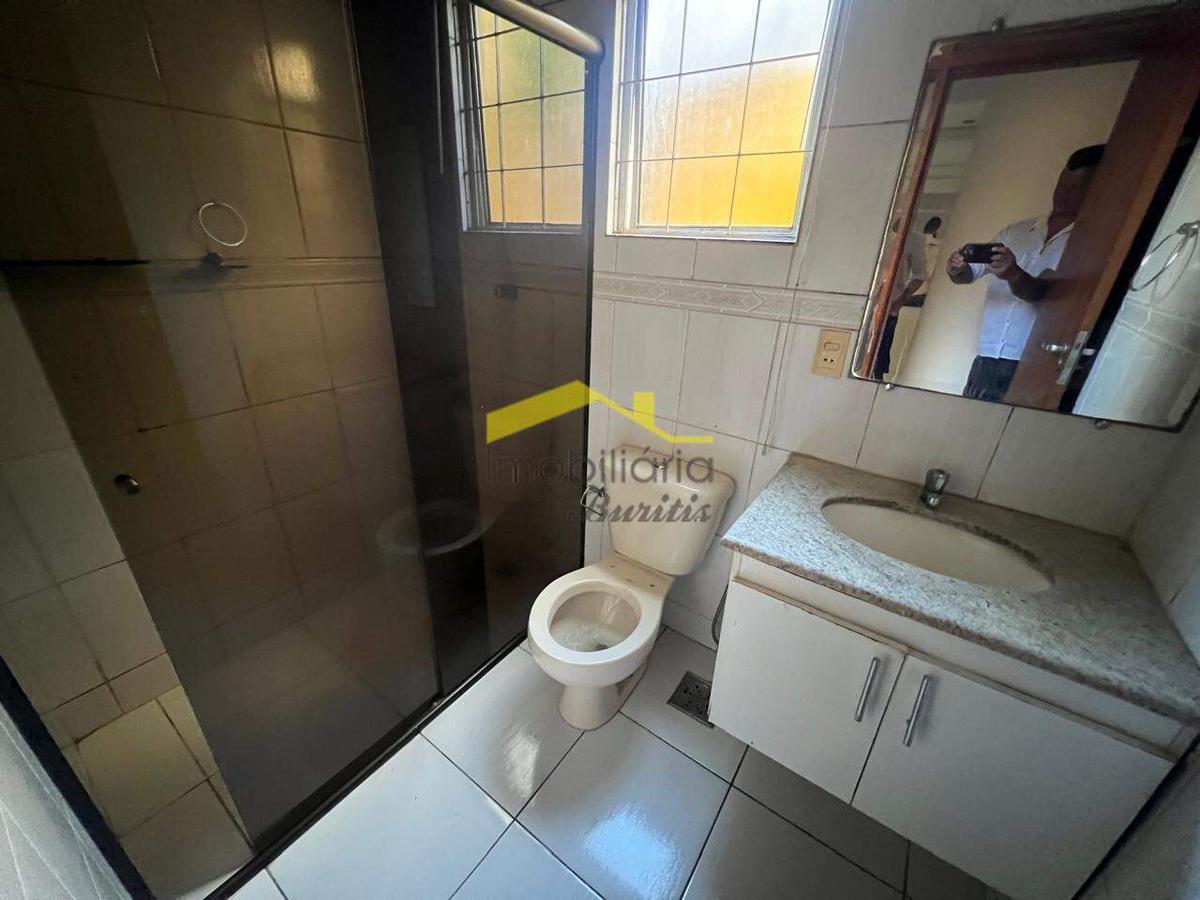 Casa, Buritis, 2 Quartos, 2 Vagas
