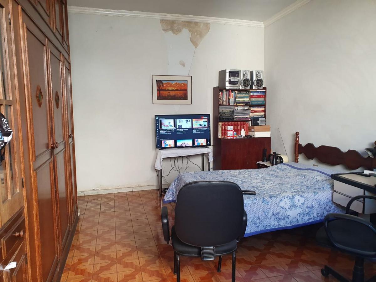 Casa, Santa Efigênia, 4 Quartos, 4 Vagas, 1 Suíte