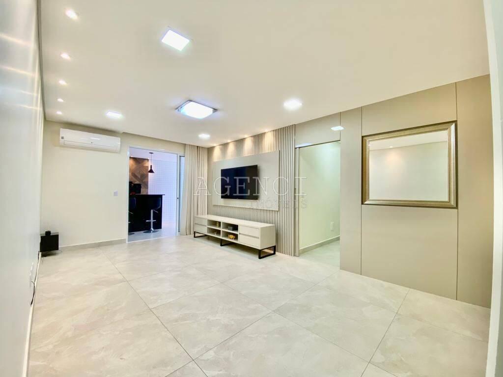 Apartamento, Cabral, 4 Quartos, 0 Vaga, 2 Suítes