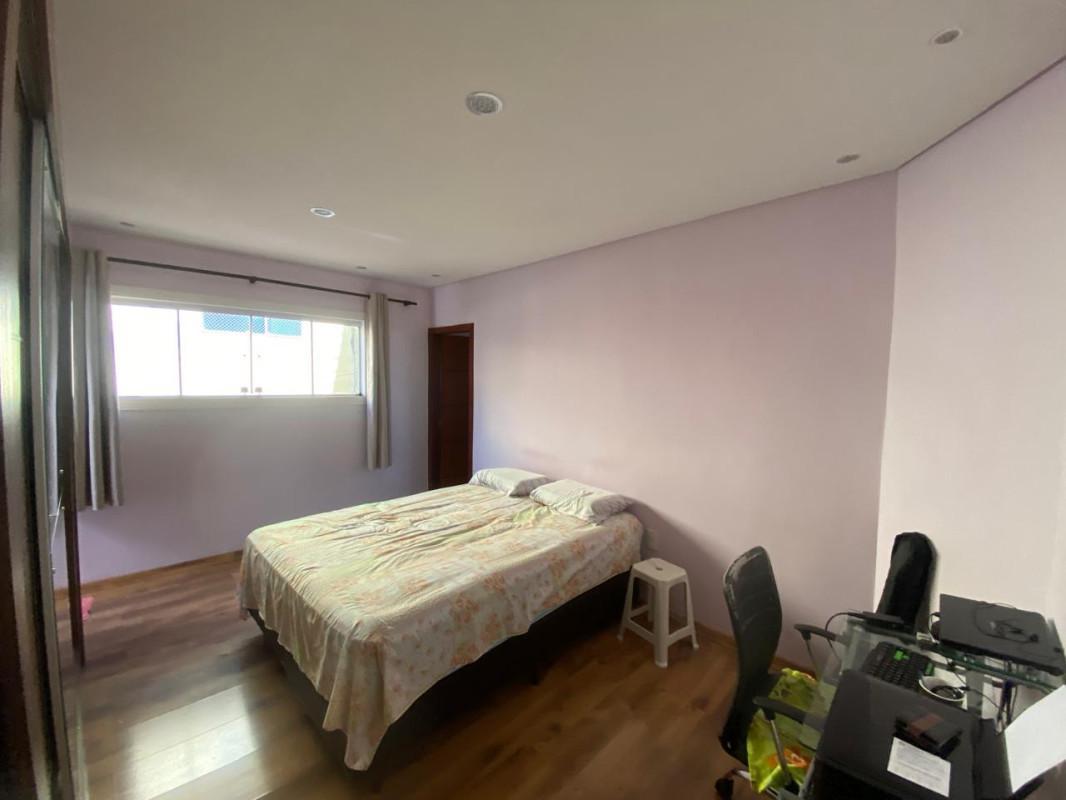 Casa, Jardim Riacho das Pedras, 3 Quartos, 2 Vagas, 1 Suíte