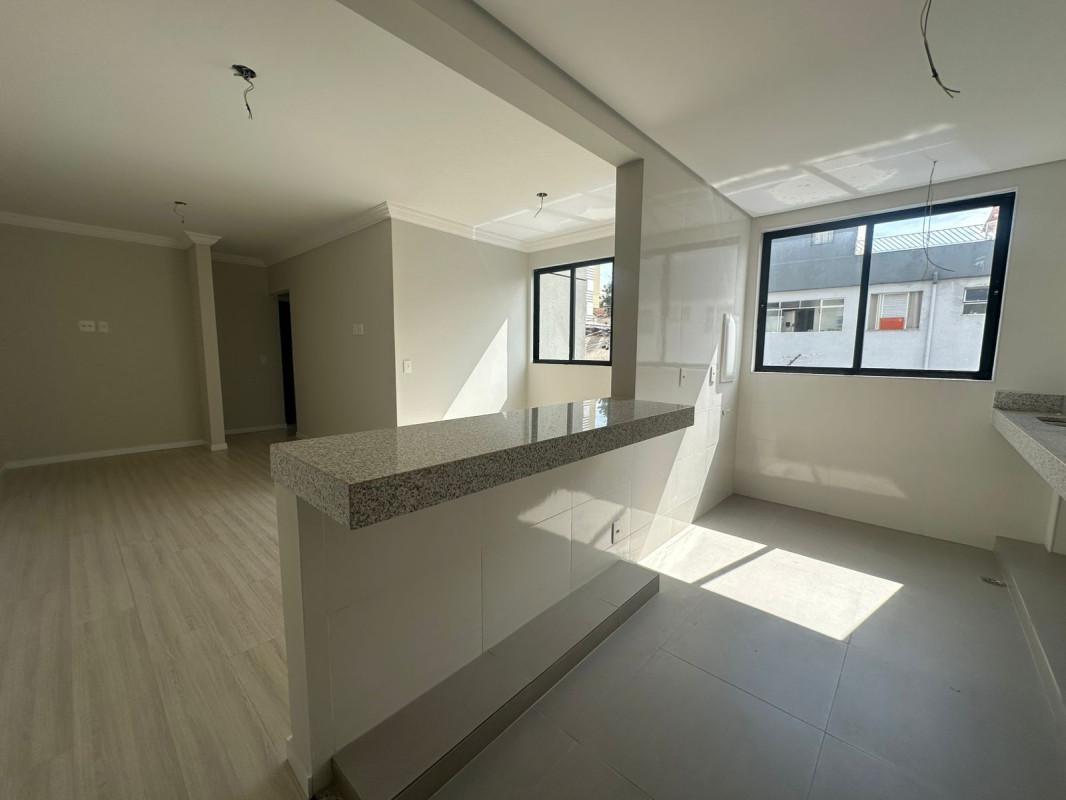 Apartamento, Sagrada Família, 3 Quartos, 2 Vagas, 1 Suíte
