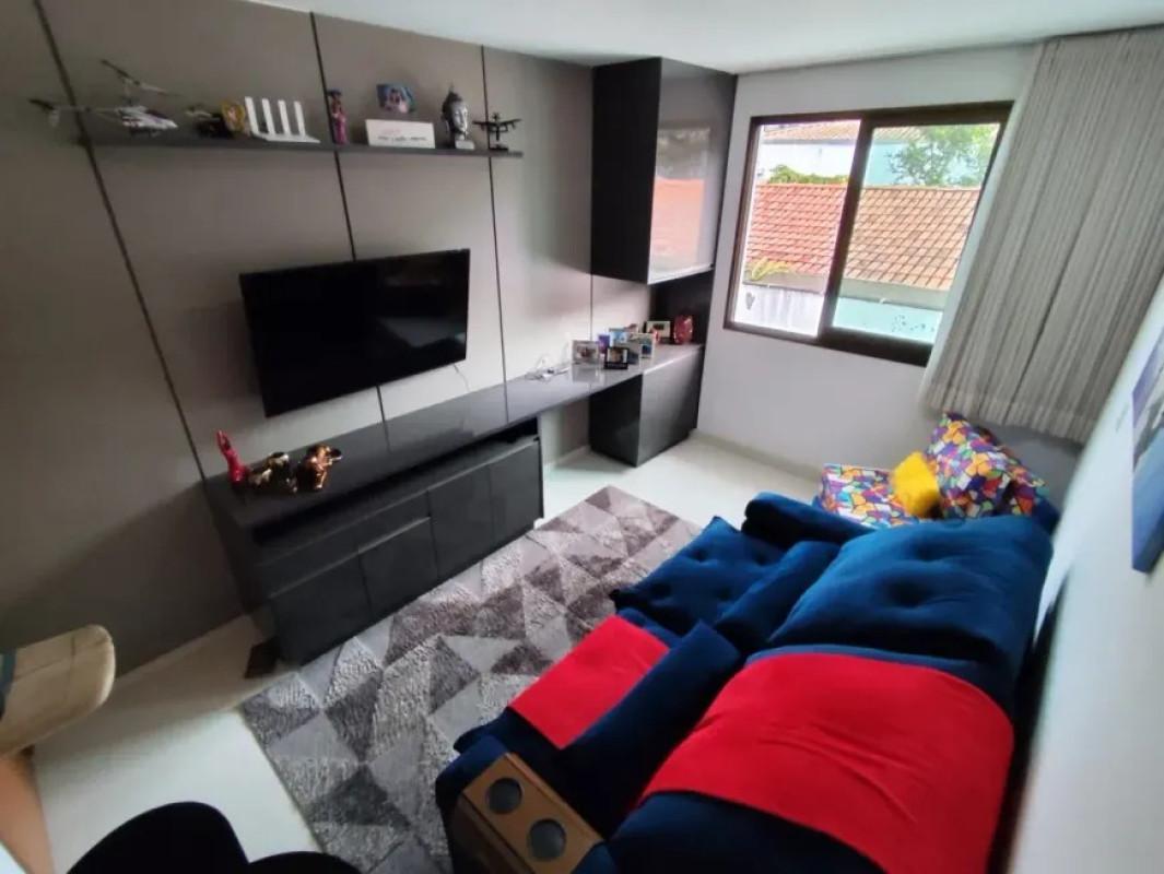 Casa, Trevo, 3 Quartos, 2 Vagas, 1 Suíte