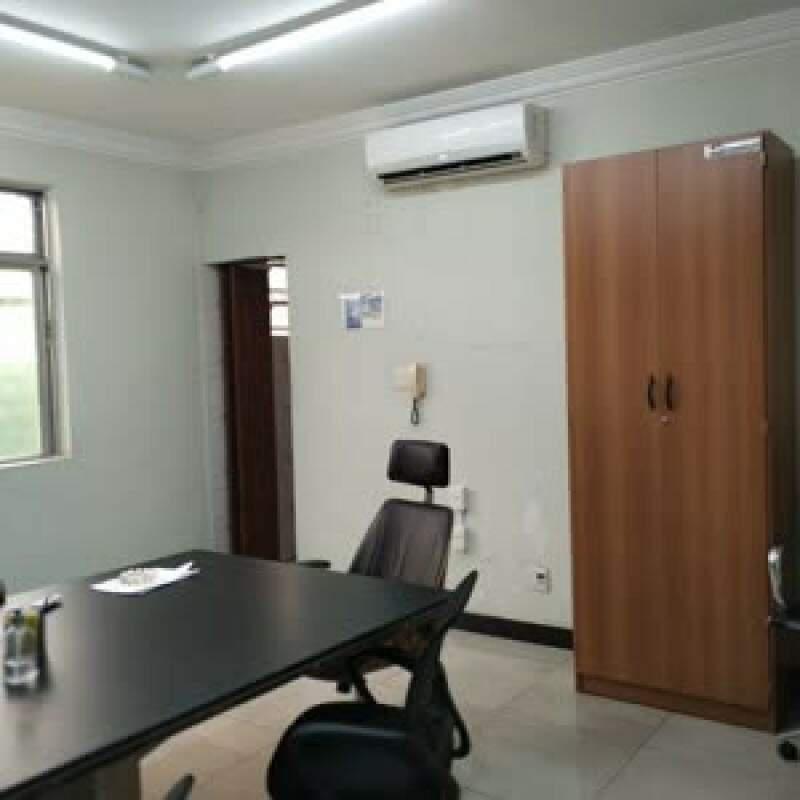 Casa Comercial, Calafate, 4 Quartos, 4 Vagas, 2 Suítes