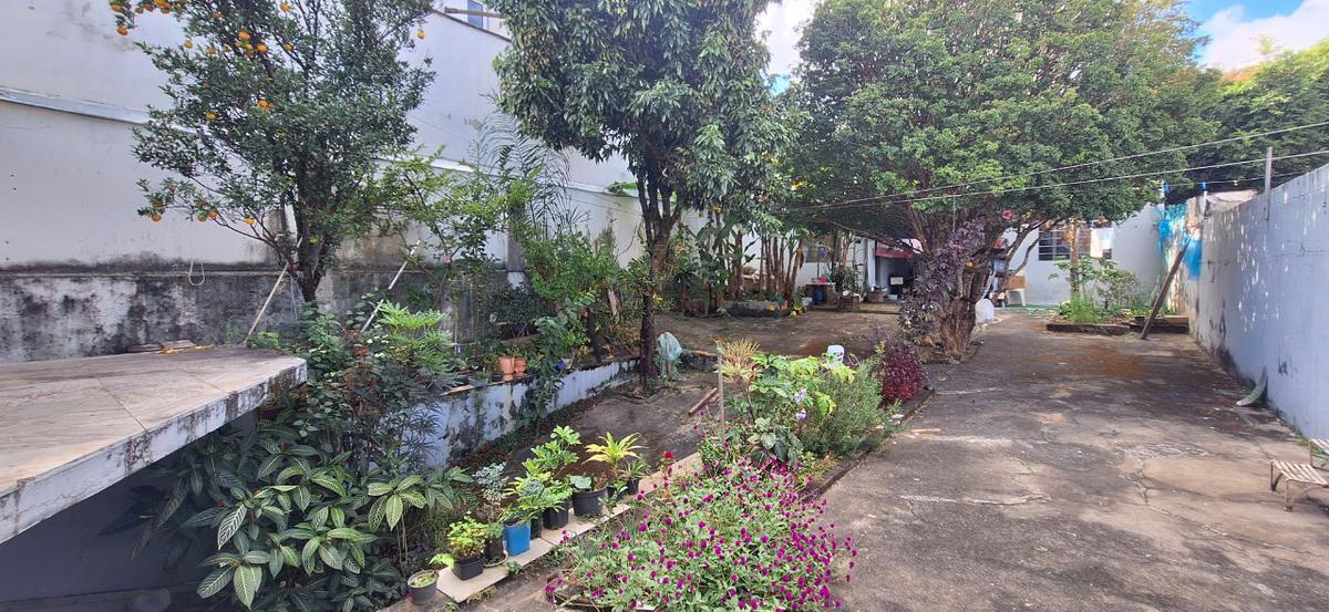 Casa, Sagrada Família, 1 Quarto, 4 Vagas