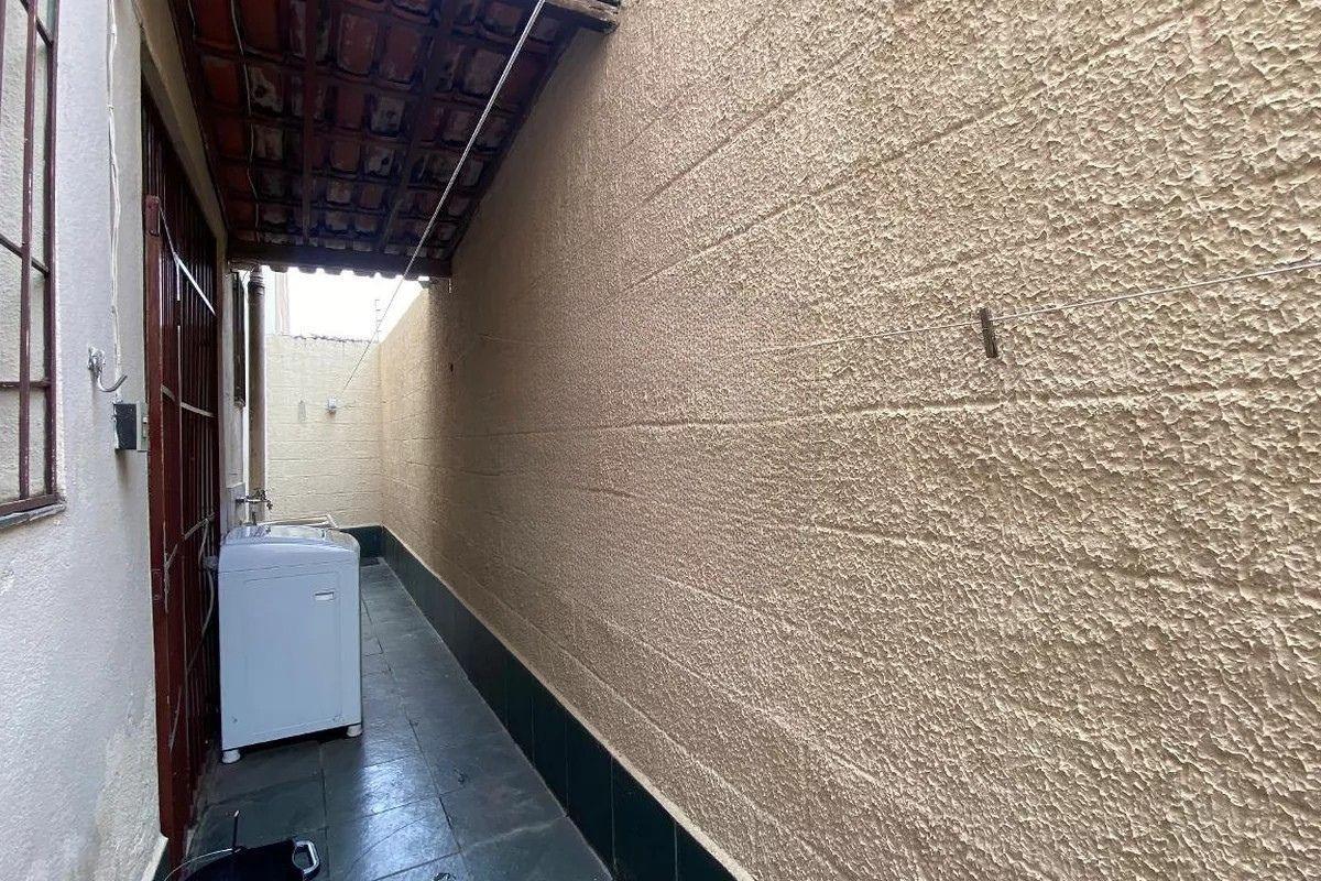 Apartamento, Jardim América, 2 Quartos, 1 Vaga