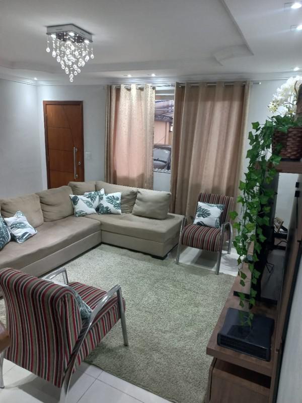 Casa, Santa Cruz Industrial, 3 Quartos, 2 Vagas, 1 Suíte