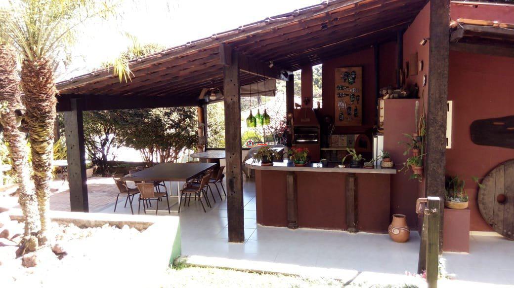Casa, Pampulha, 5 Quartos, 4 Vagas, 2 Suítes