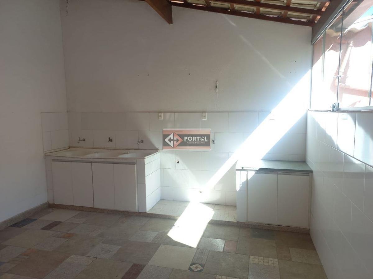 Casa, São Bernardo, 3 Quartos, 2 Vagas