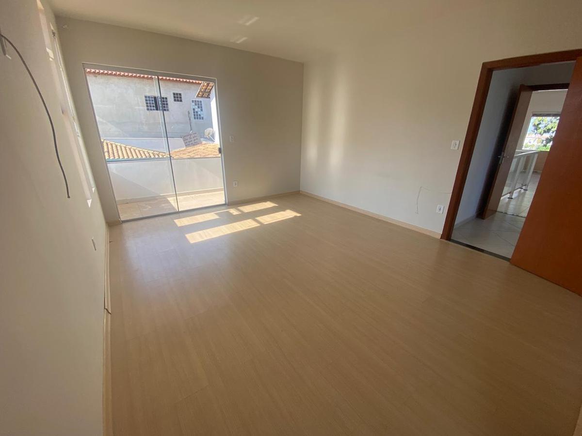 Casa, Trevo, 4 Quartos, 4 Vagas, 3 Suítes