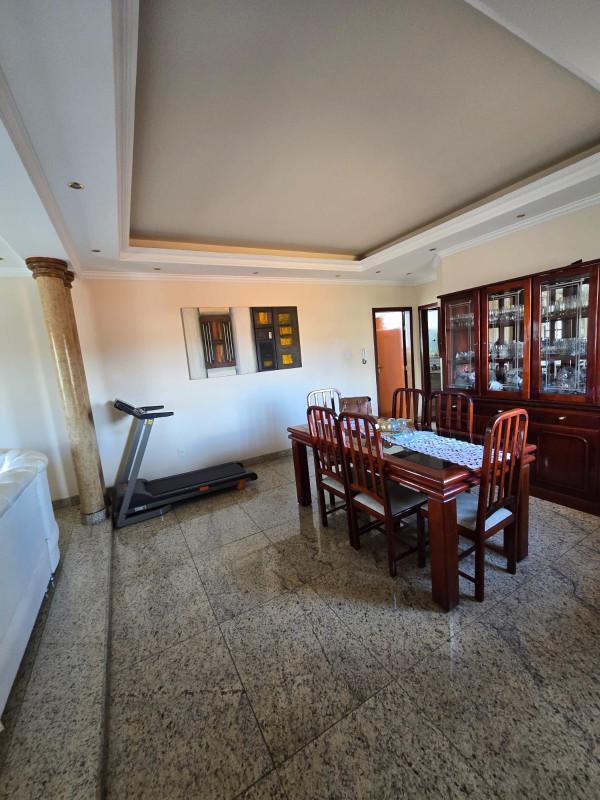 Casa, Alípio de Melo, 8 Quartos, 6 Vagas, 3 Suítes