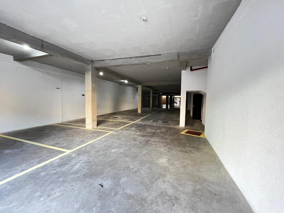 Andar, Funcionários, 0 Quarto, 8 Vagas
