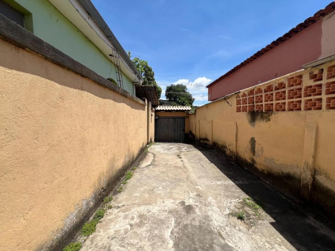 Casa, Santa Terezinha, 2 Quartos, 2 Vagas