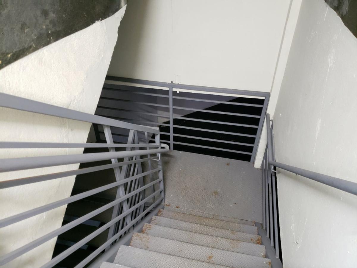 Prédio, Centro, 0 Quarto, 0 Vaga