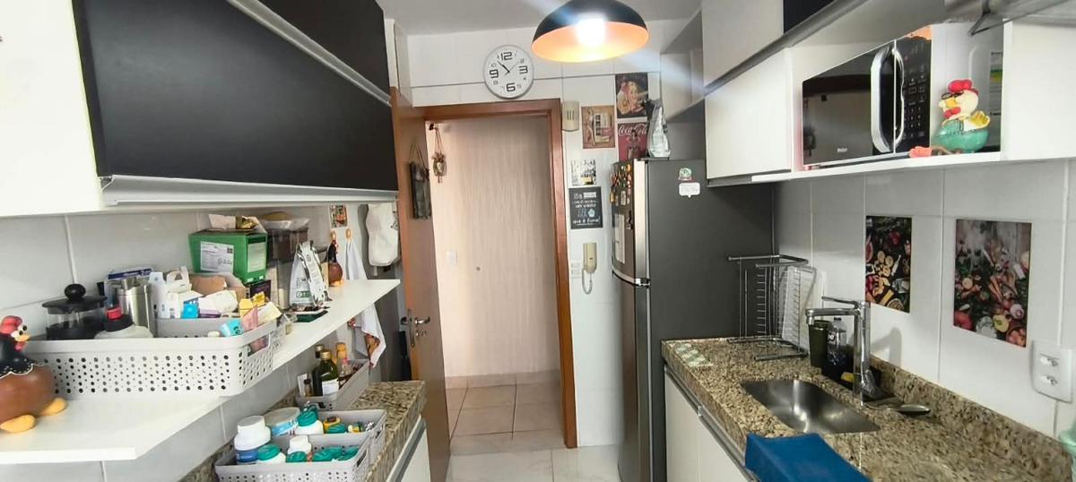 Apartamento, Sagrada Família, 3 Quartos, 2 Vagas, 1 Suíte