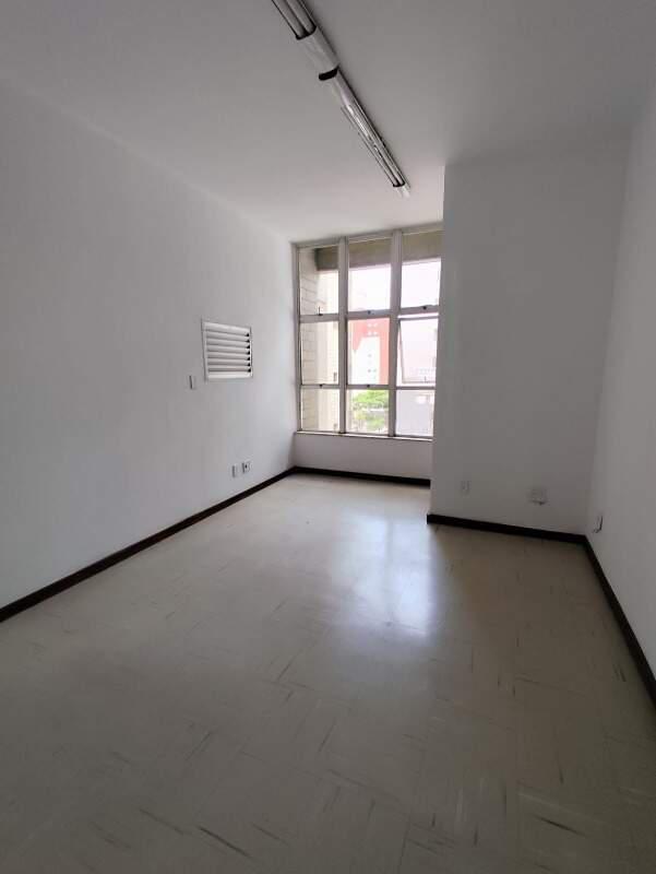 Andar, Santa Efigênia, 0 Quarto, 2 Vagas