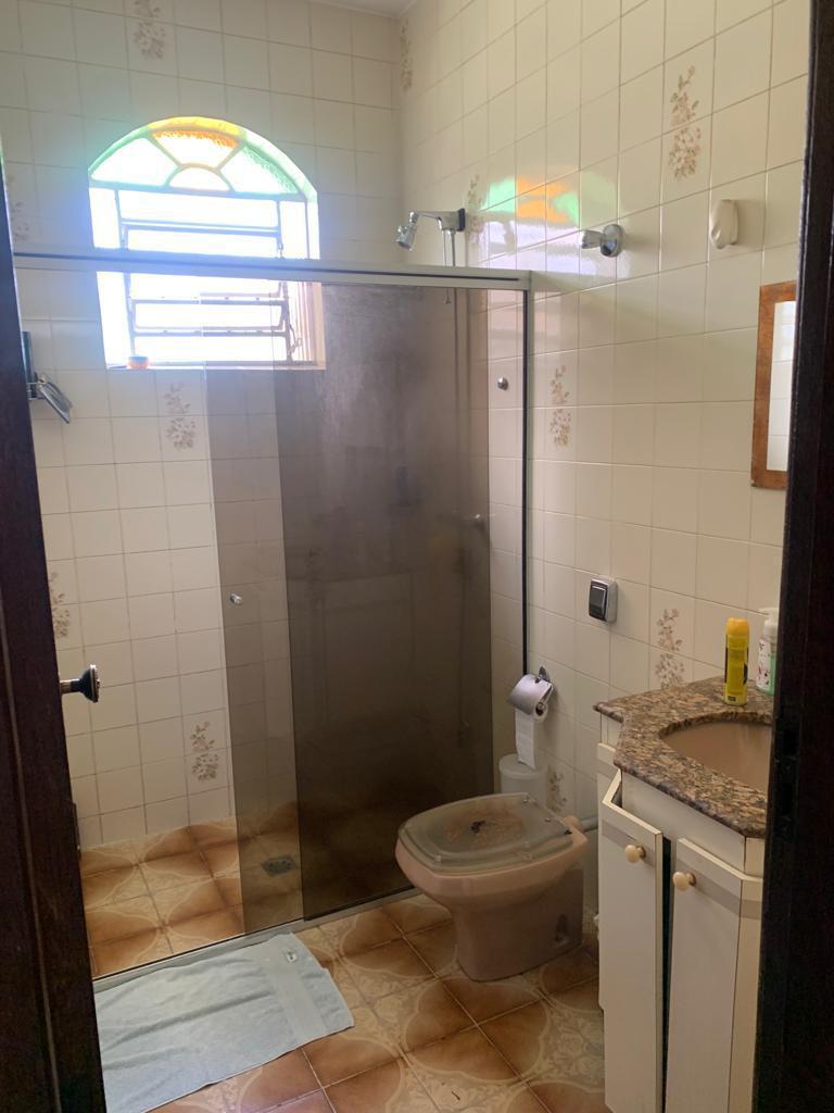 Casa, Vila Pérola, 4 Quartos, 5 Vagas, 1 Suíte