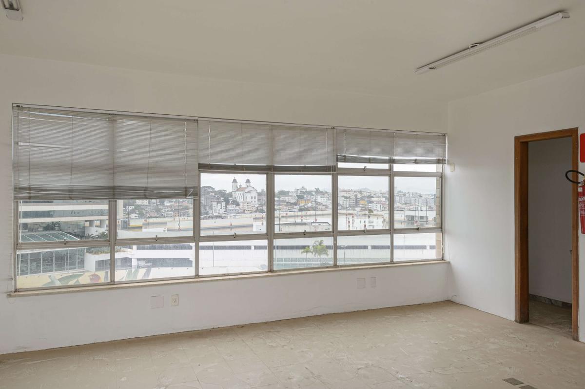 Sala, Santa Efigênia, 0 Quarto, 0 Vaga