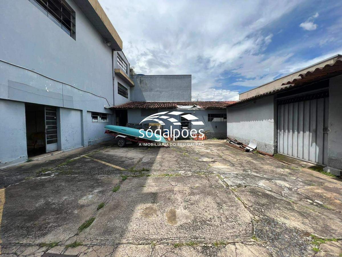 Galpão, Vila Oeste
