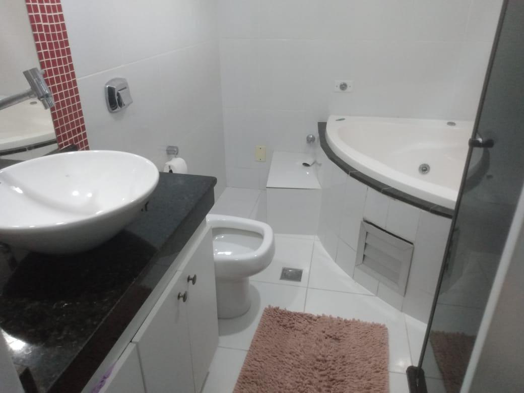 Casa, Letícia, 3 Quartos, 3 Vagas, 1 Suíte