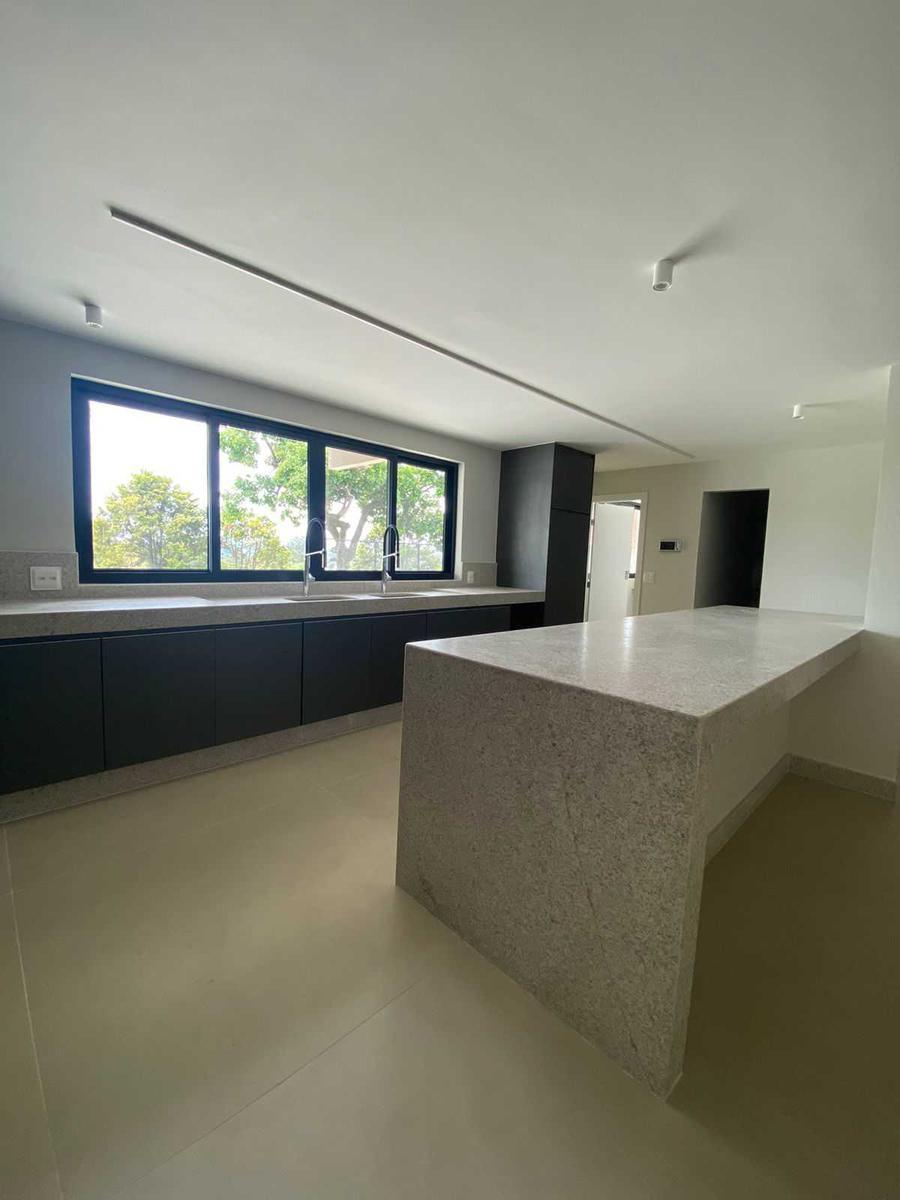 Casa, Bandeirantes (pampulha), 4 Quartos, 6 Vagas, 4 Suítes