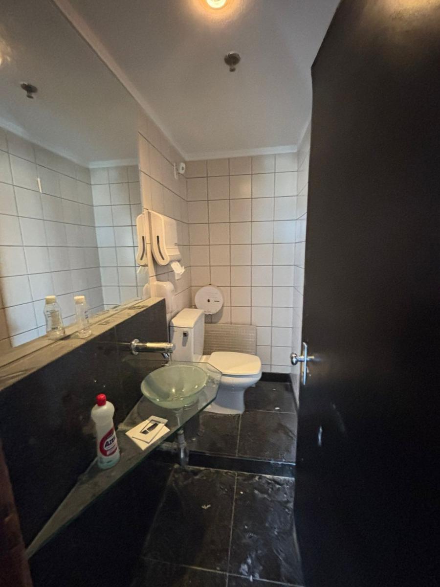 Sala, Floresta, 0 Quarto, 2 Vagas