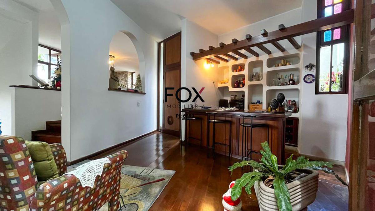 Casa, São Lucas, 4 Quartos, 5 Vagas, 3 Suítes