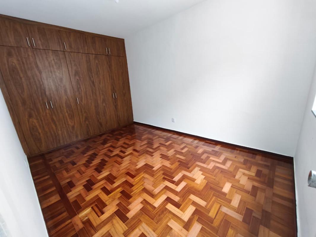 Casa, Floresta, 3 Quartos, 2 Vagas, 1 Suíte