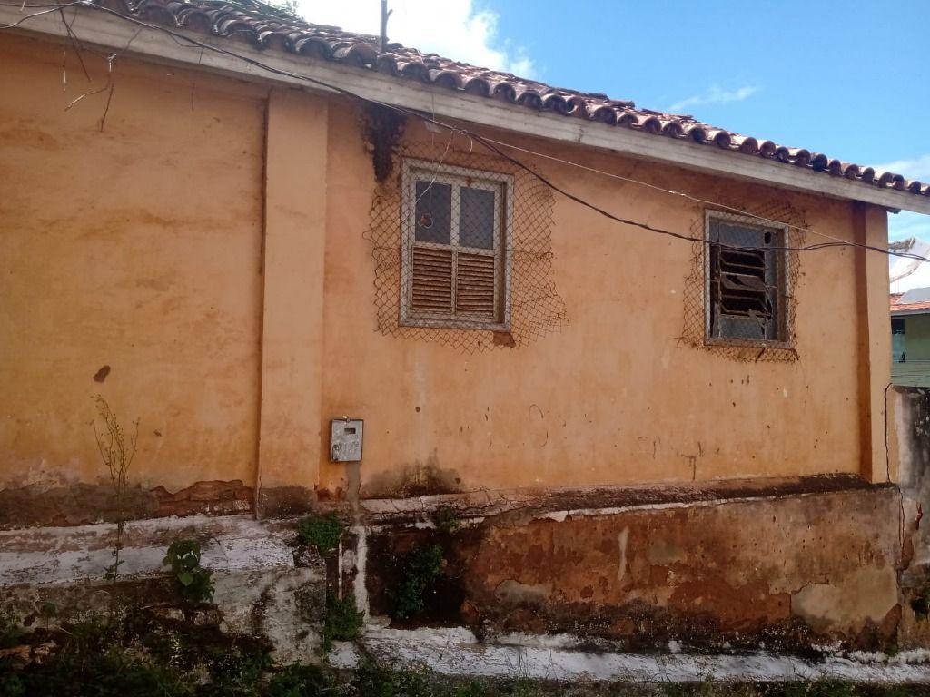 Casa, Centro, 3 Quartos, 0 Vaga