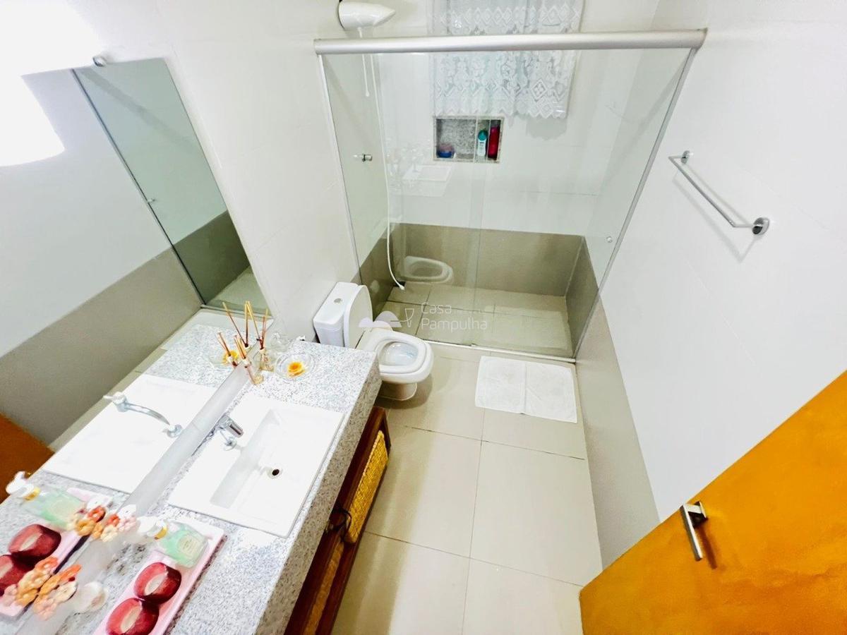 Casa, Santa Mônica, 3 Quartos, 4 Vagas, 1 Suíte