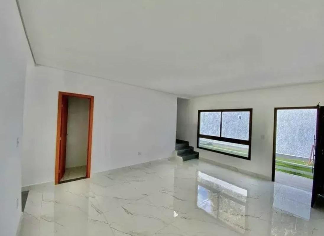 Casa, Trevo, 3 Quartos, 2 Vagas, 1 Suíte