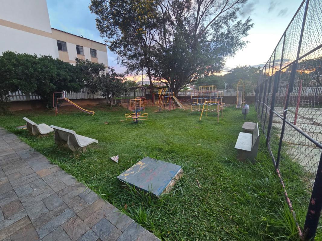 Apartamento, Alípio de Melo, 2 Quartos, 1 Vaga