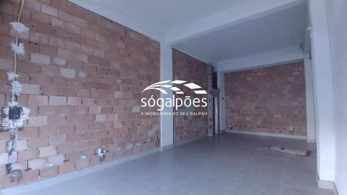 Loja, Santa Efigênia, 3 Vagas