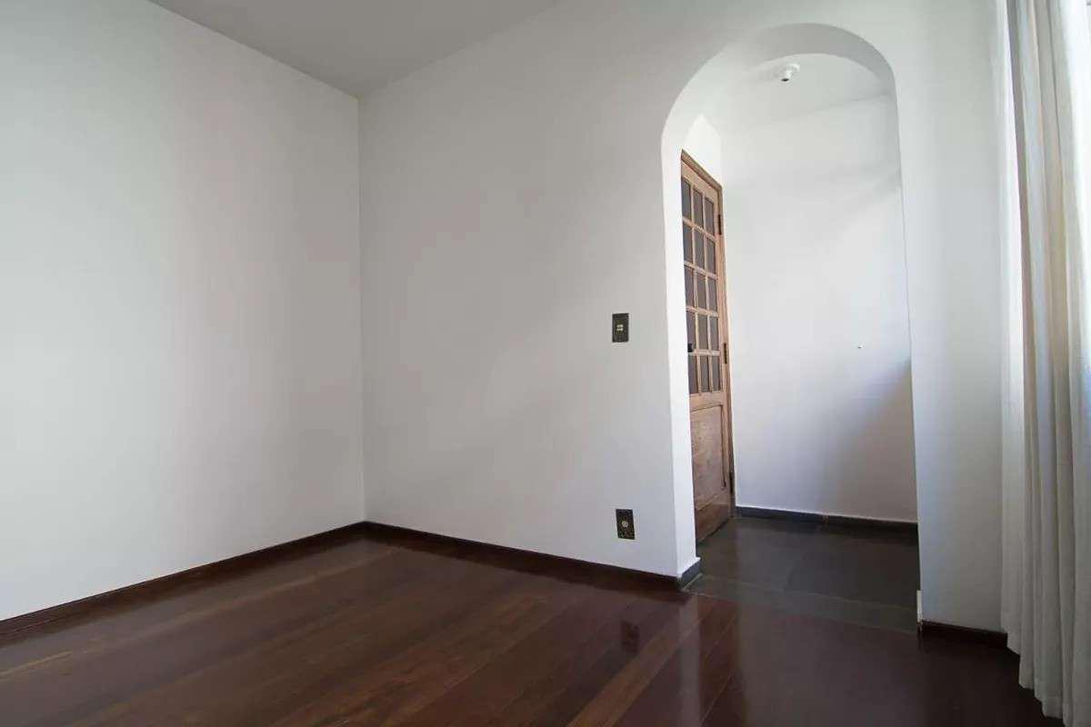 Apartamento, Sion, 4 Quartos, 2 Vagas, 1 Suíte